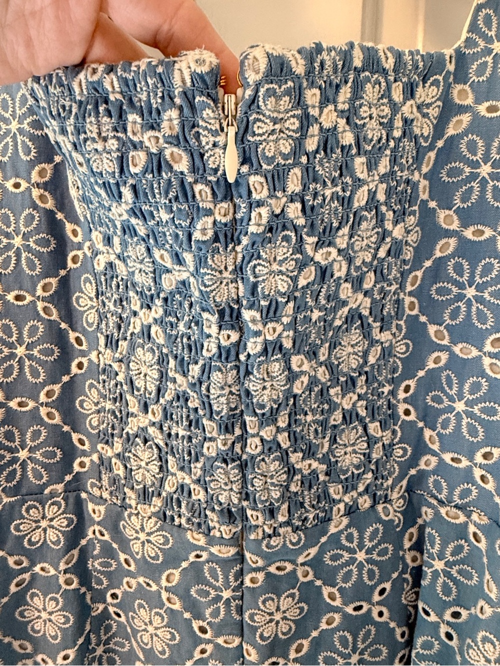Sezane Dorotha Dress Chambray With Ecru Embroidery - Size 12 - Picture 7 of 13